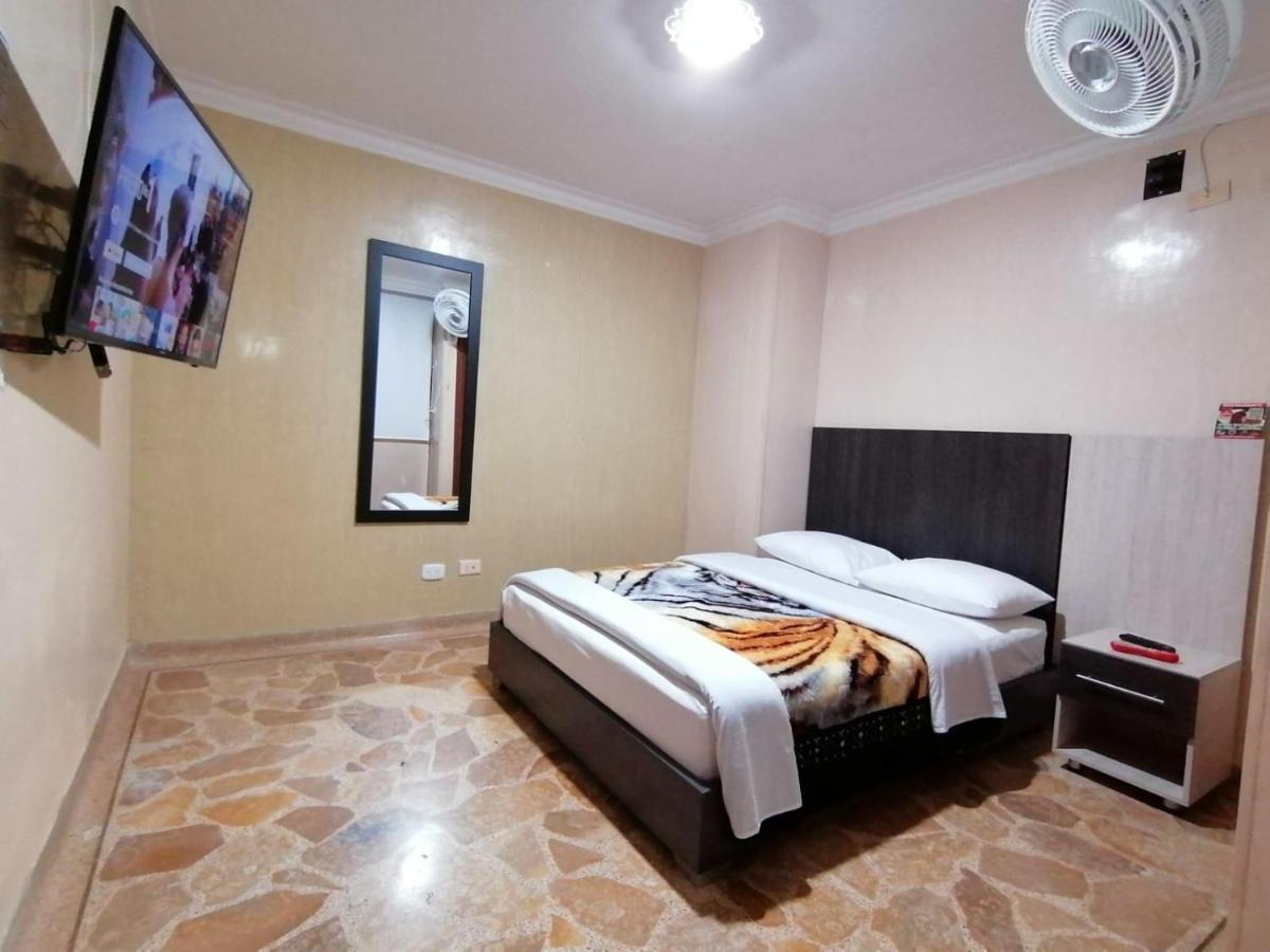 Hotel Golden Suite Pereira Exterior foto