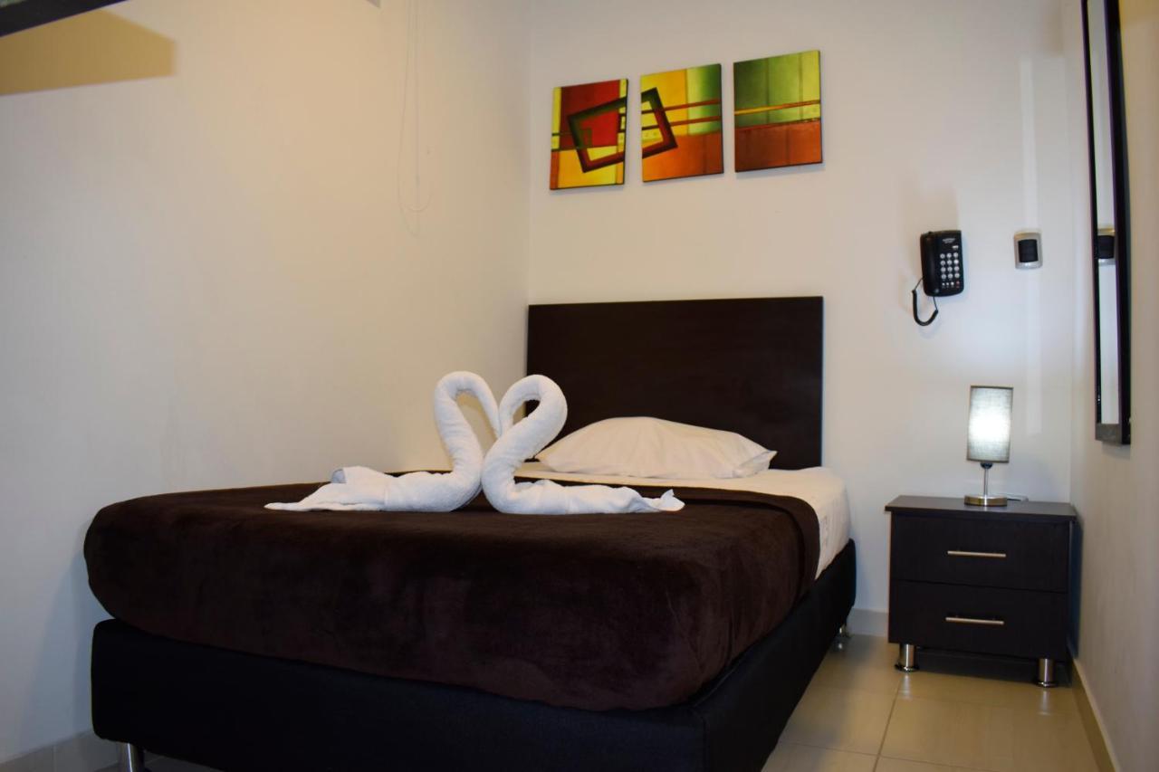 Hotel Golden Suite Pereira Exterior foto