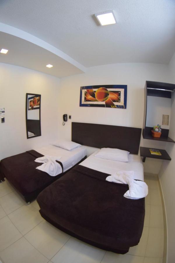 Hotel Golden Suite Pereira Exterior foto